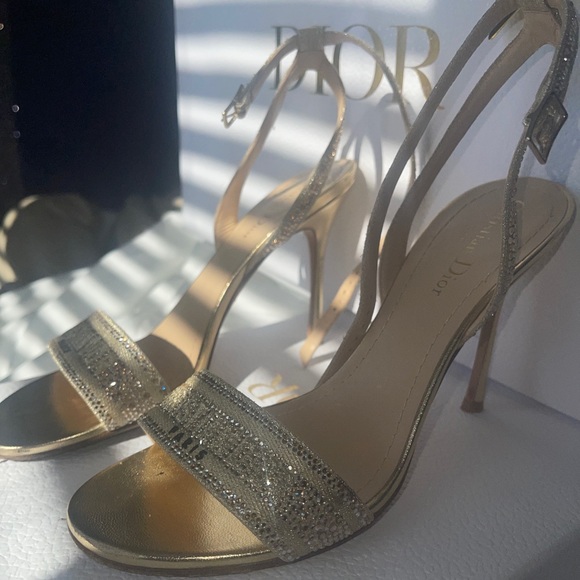 Very cute Christian Dior heels - Picture 1 of 4